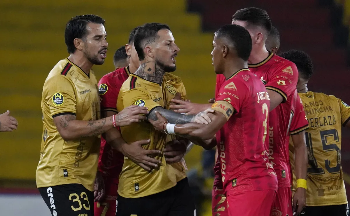 برشلونة الإكوادوري يستعيد نغمة الانتصارات بثلاثية.. وديل فالي يغرد خارج السرب في صدارة الدوري