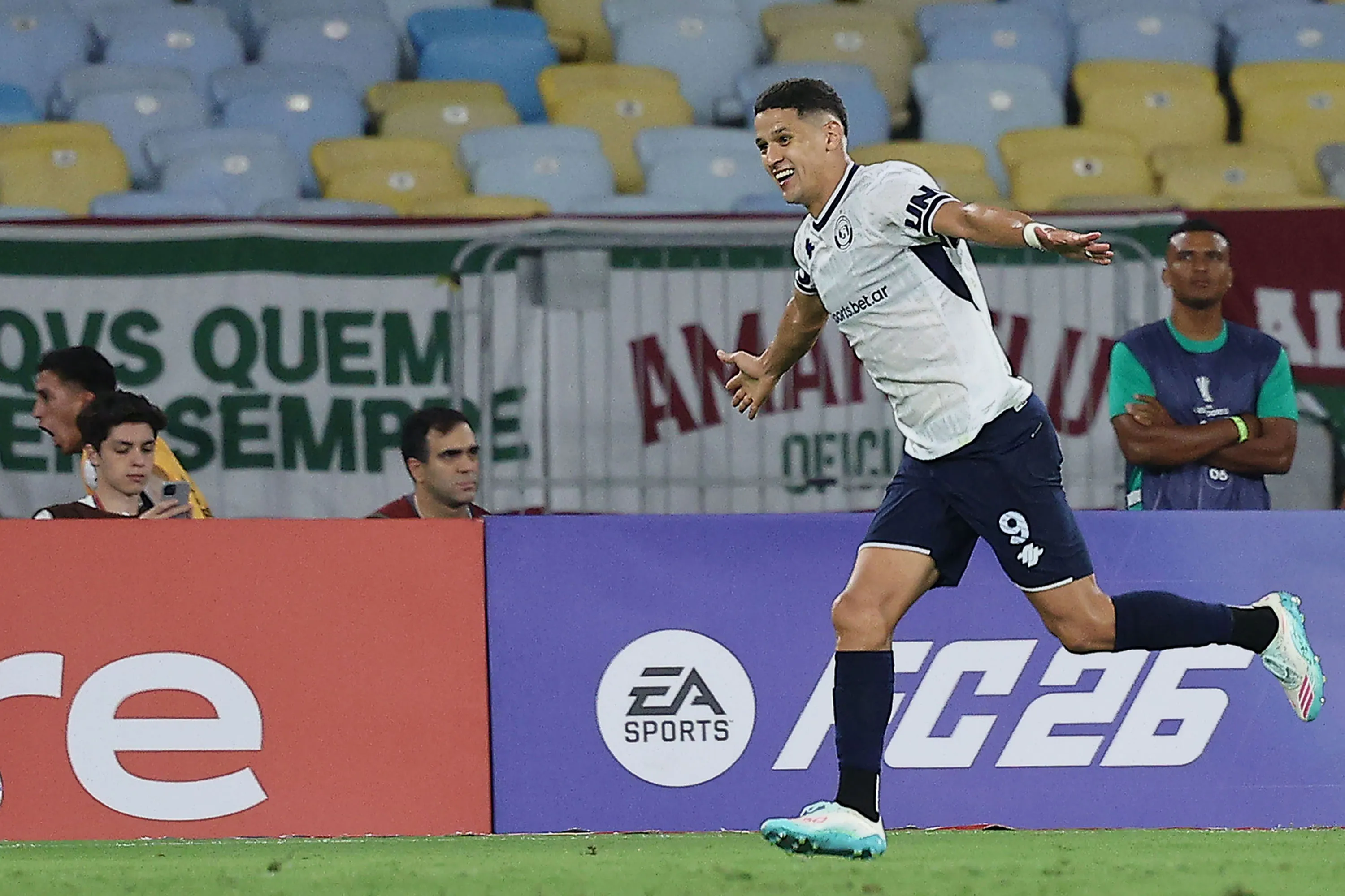 Álex Arce – Independiente Rivadavia. Foto: Getty.