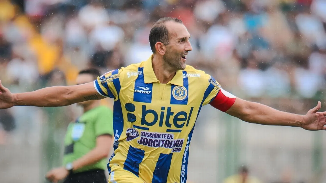 Hernán Barcos – FC Cajamarca.