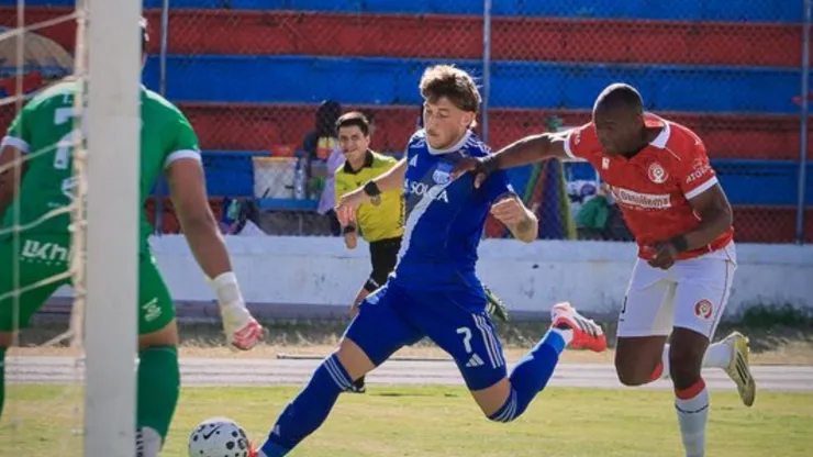 Emelec está enfrentando a Daquilema por la Copa Ecuador