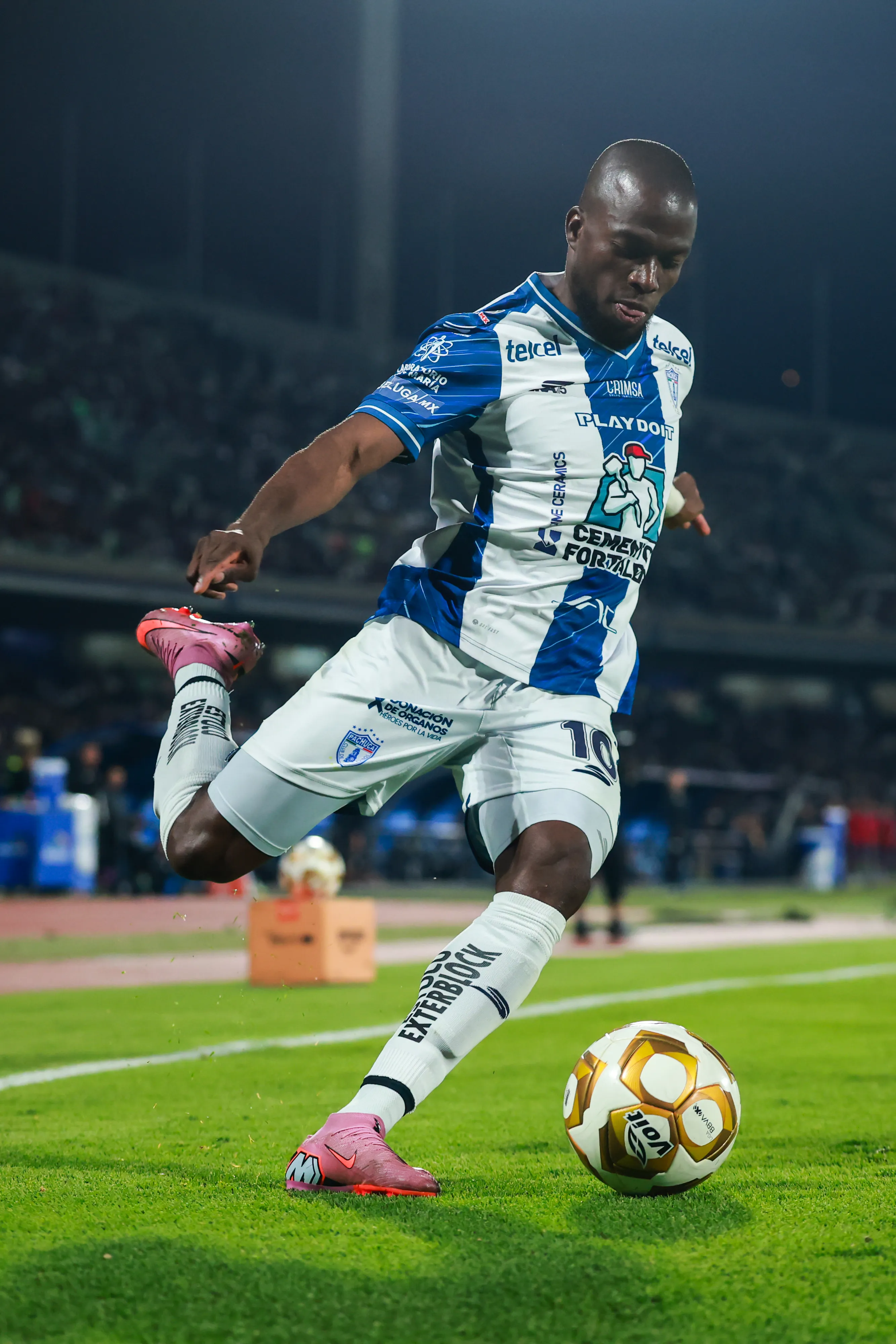 Enner Valencia se quedaría en Pachuca. (Foto: GettyImages)