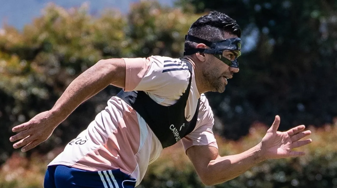 Falcao ya entrena a la par de sus compañeros en Millonarios. (Foto: X / @MillosFCoficial)