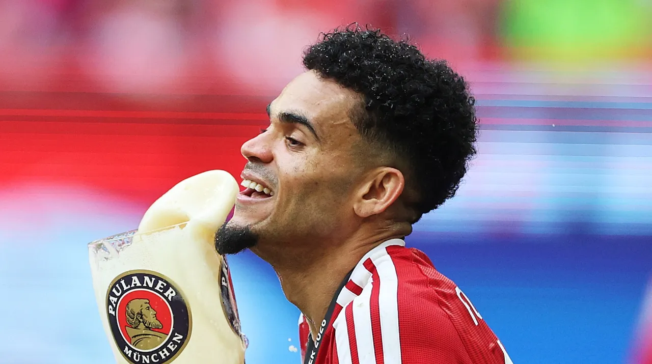 Díaz ganó 3 títulos en su primera temporada con Bayern. (Foto: Getty Images)