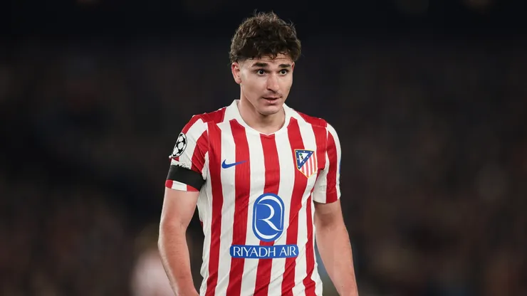 El agente de Julián Alvarez ilusiona a los hinchas del Barcelona.