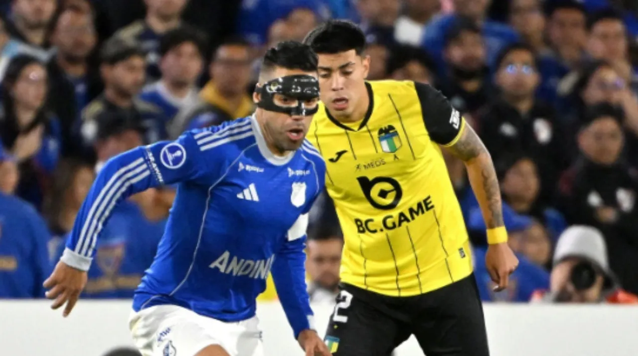 Radamel Falcao y Alan Robledo. (Foto: Getty Images)