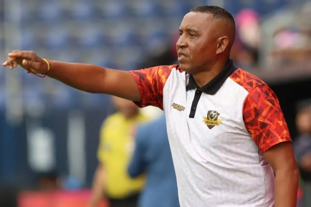 Juan Carlos León fue DT de Libertad en Serie A y Serie B.