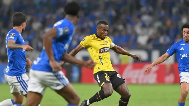 Barcelona cayó goleado ante Cruzeiro en Brasil y los hinchas piden tres salidas: "No sirven para nada"