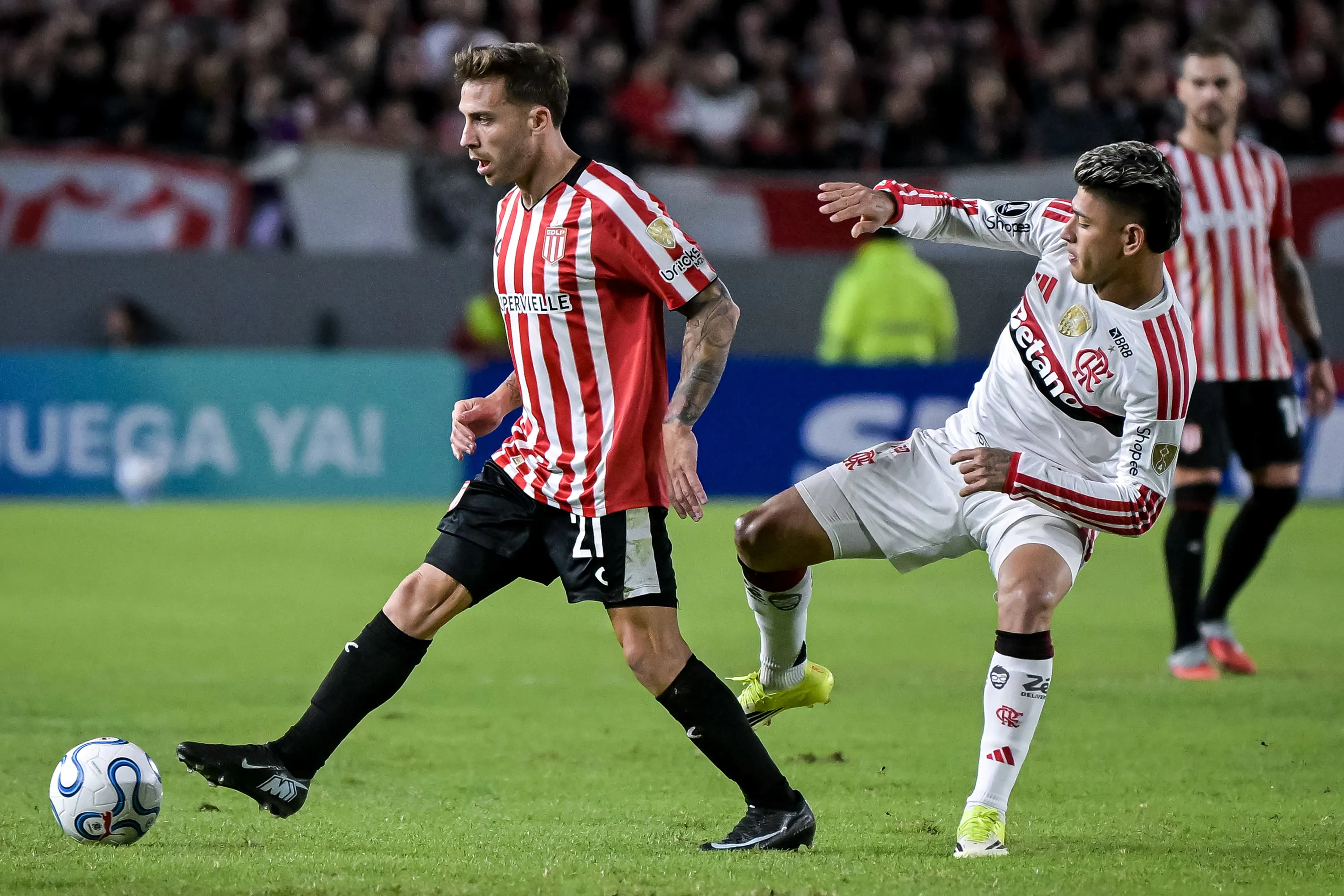Ezequiel Piovi lleva cuatro trofeos con Estudiantes de La Plata.