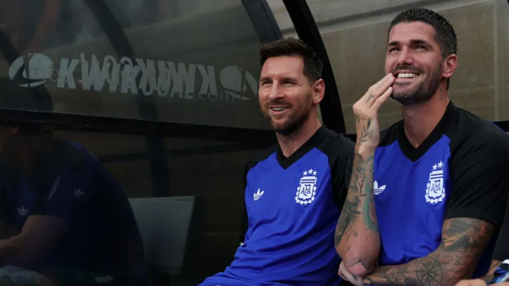 Lionel Messi y Rodrigo de Paul.