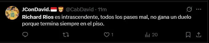 Fuente: 'X'.