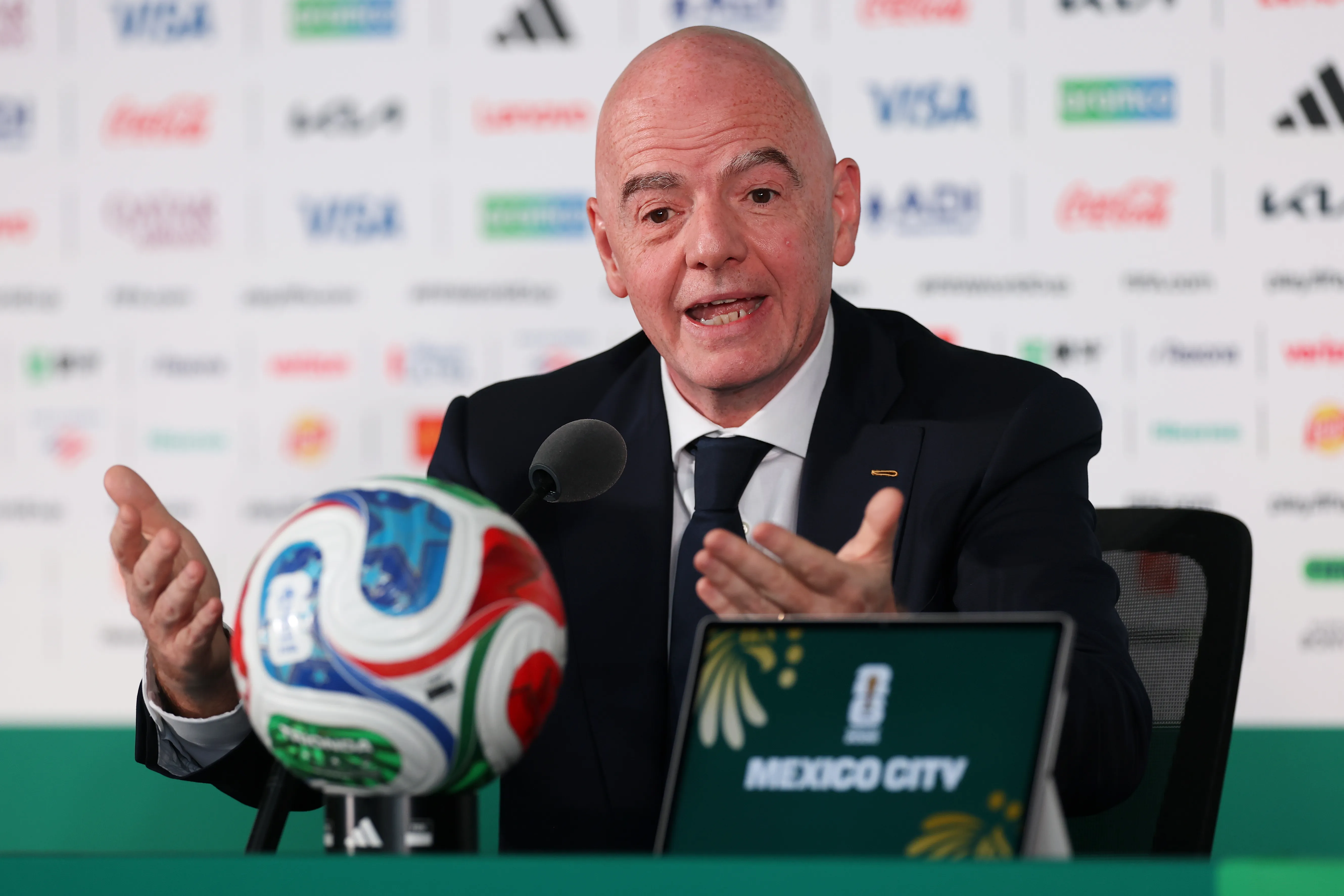 Infantino dio varios candidatos a pelear el Mundial. (Foto: GettyImages)