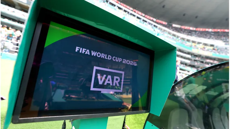¿Se puede anular un gol a instancias del VAR si el partido ya se había reanudado?
