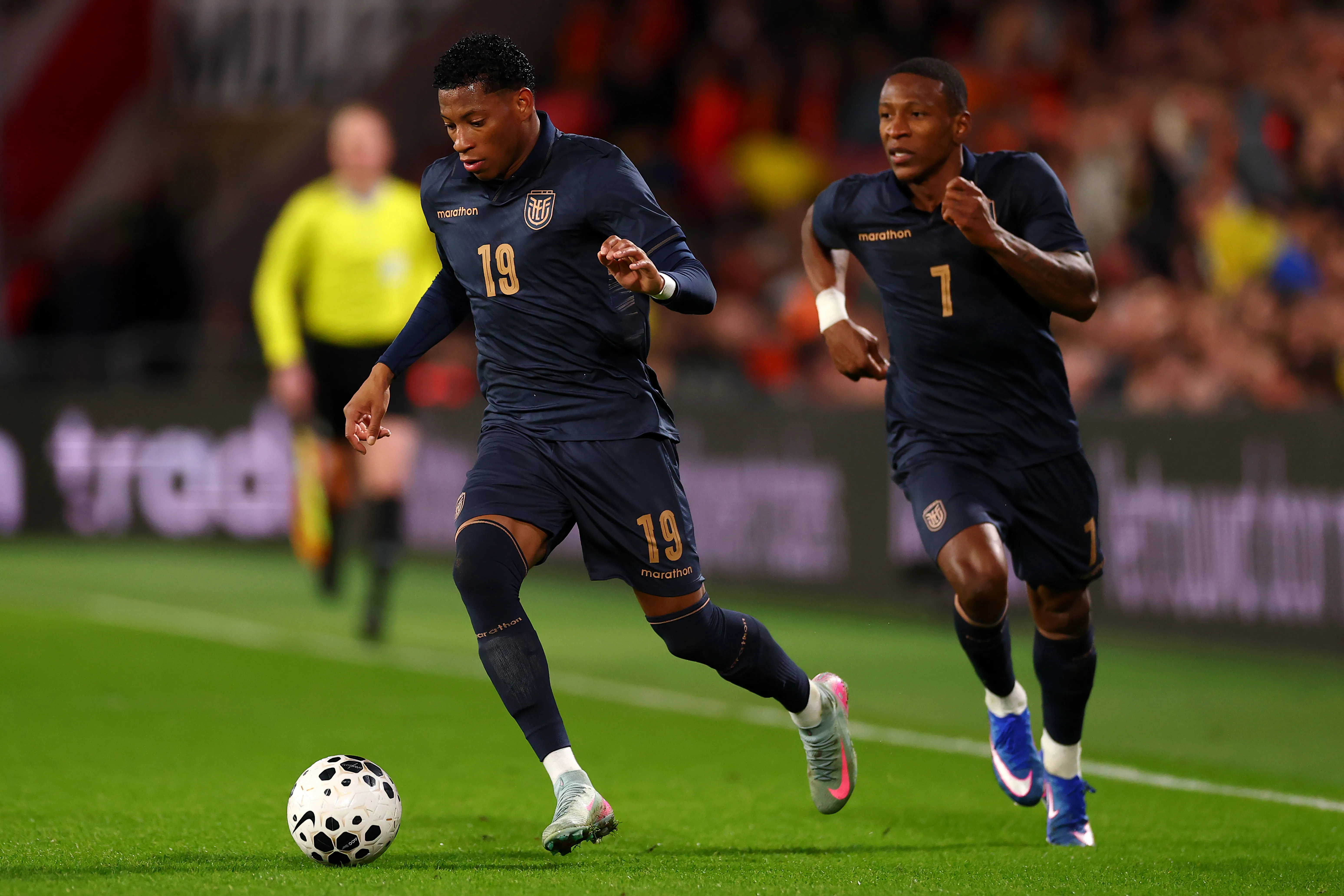 Pervis Estupiñán – Selección de Ecuador