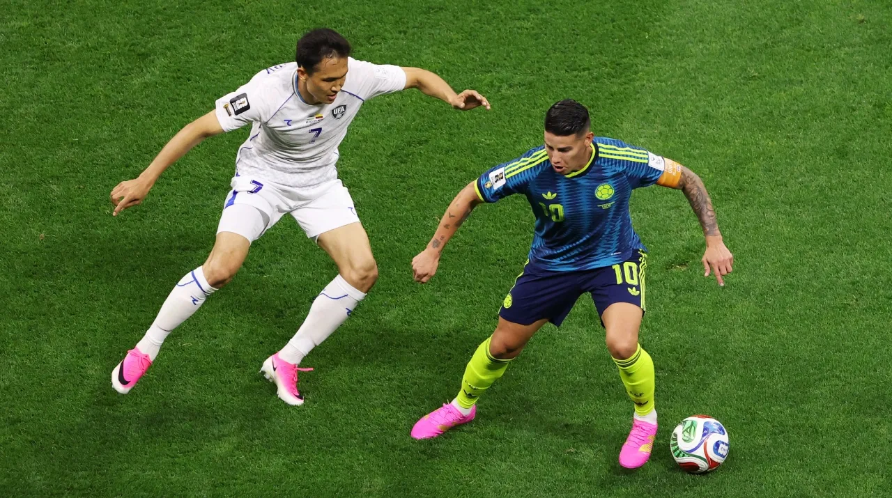 Otabek Shukurov y James Rodríguez. (Foto: Getty Images)