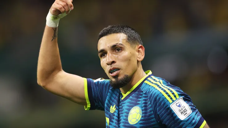 Daniel Muñoz, feliz por el debut de Colombia.