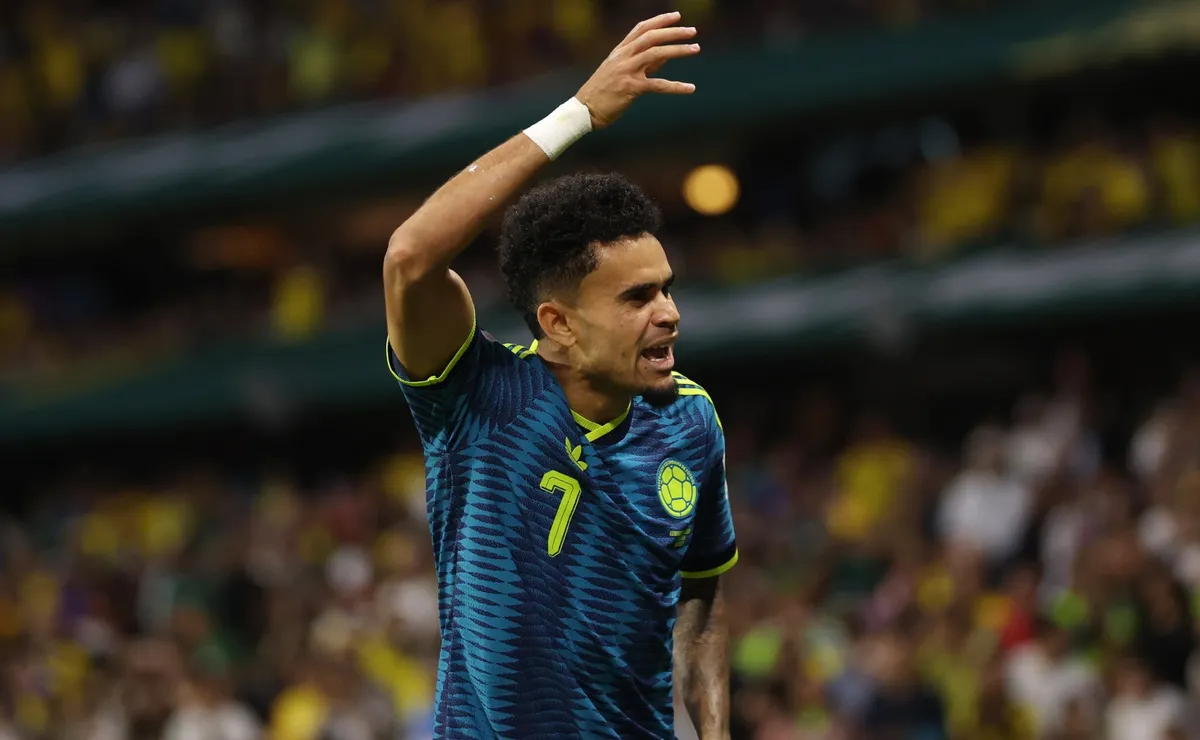 لويس دياز يغير التاريخ.. بايرن ميونخ يعادل رقم ريال مدريد التاريخي في كأس العالم