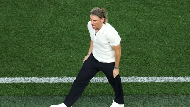 Los insólitos nombres que suenan para nuevo entrenador de la Selección de Ecuador tras el Mundial