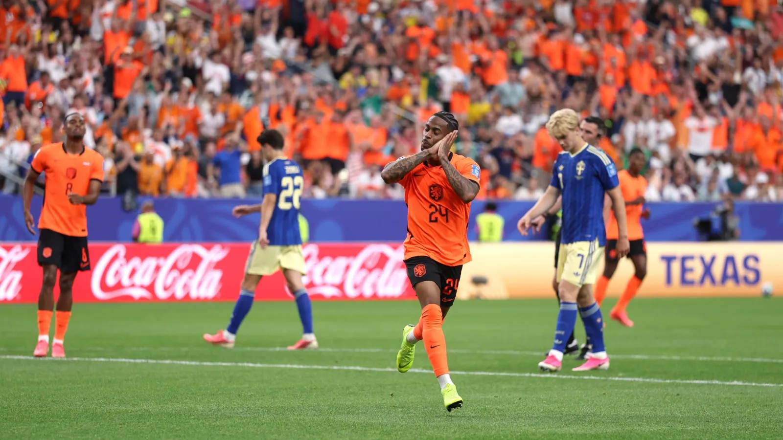 Países Bajos, con pie y medio en 16 avos del Mundial: GETTY