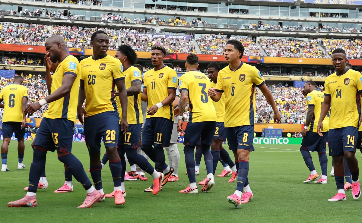 Tras el primer tiempo ante Alemania los hinchas de Ecuador señalan a este jugador: “Es uno menos…”