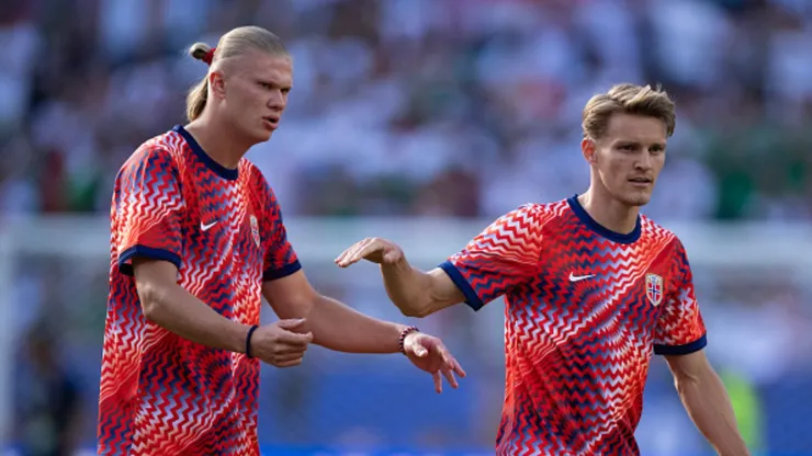 Erling Haaland y Martin Odegaard.