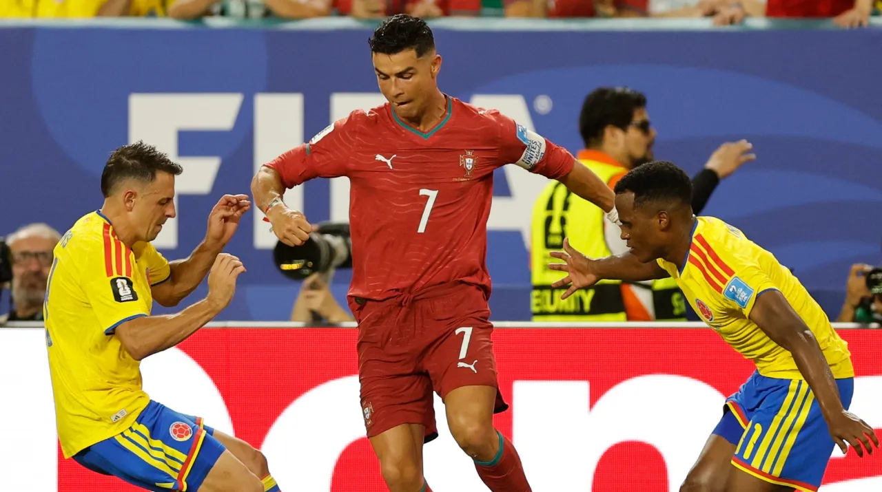 Santiago Arias Cristiano Ronaldo y Jhon Arias. (Foto: Getty Images)