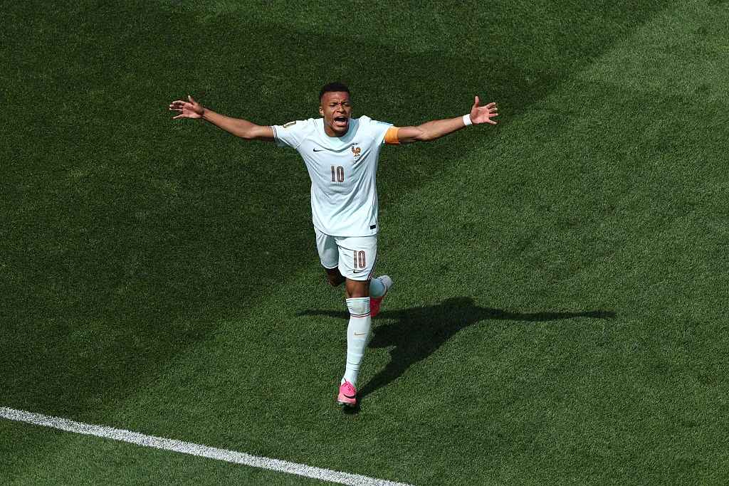 Kylian Mbappé sigue intratable en el Mundial 2026: 4 goles en 3 partidos (Photo by Buda Mendes/Getty Images).