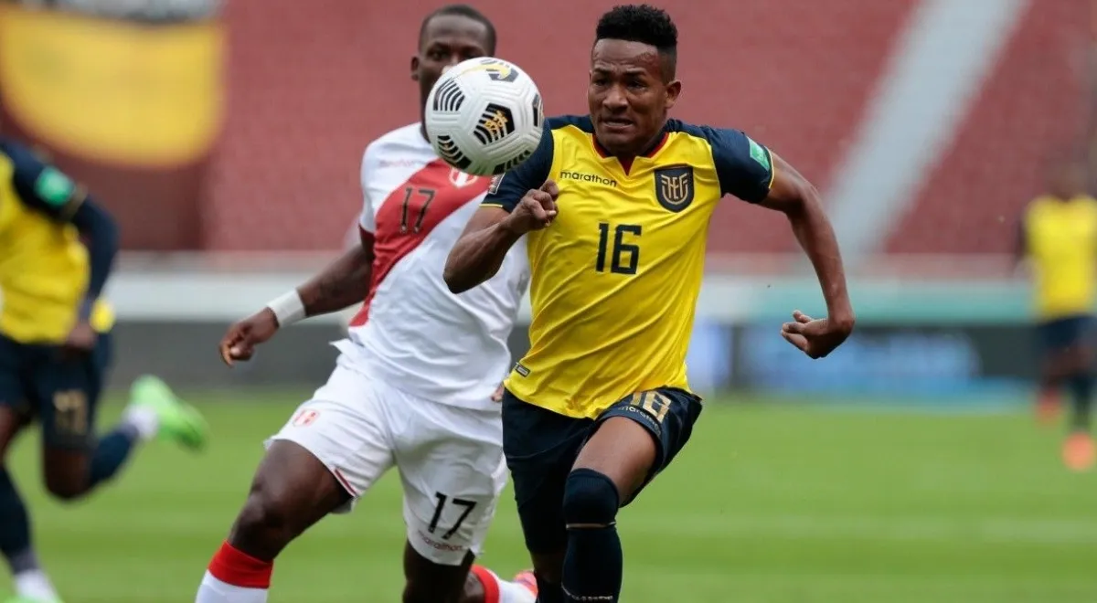 José Carabalí – Selección de Ecuador.