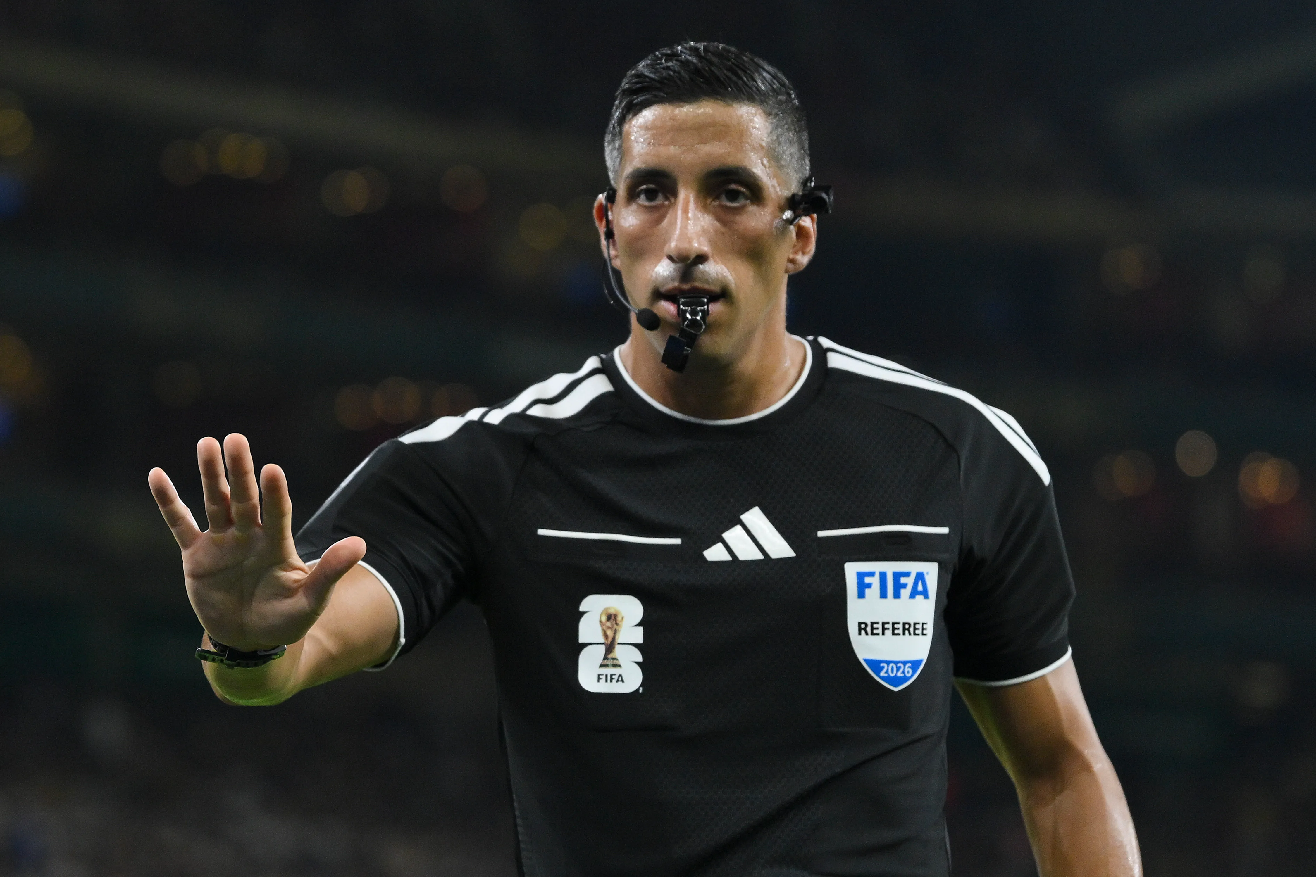 Falcón Pérez será el árbitro de Suiza vs Argelia. (Foto: GettyImages)