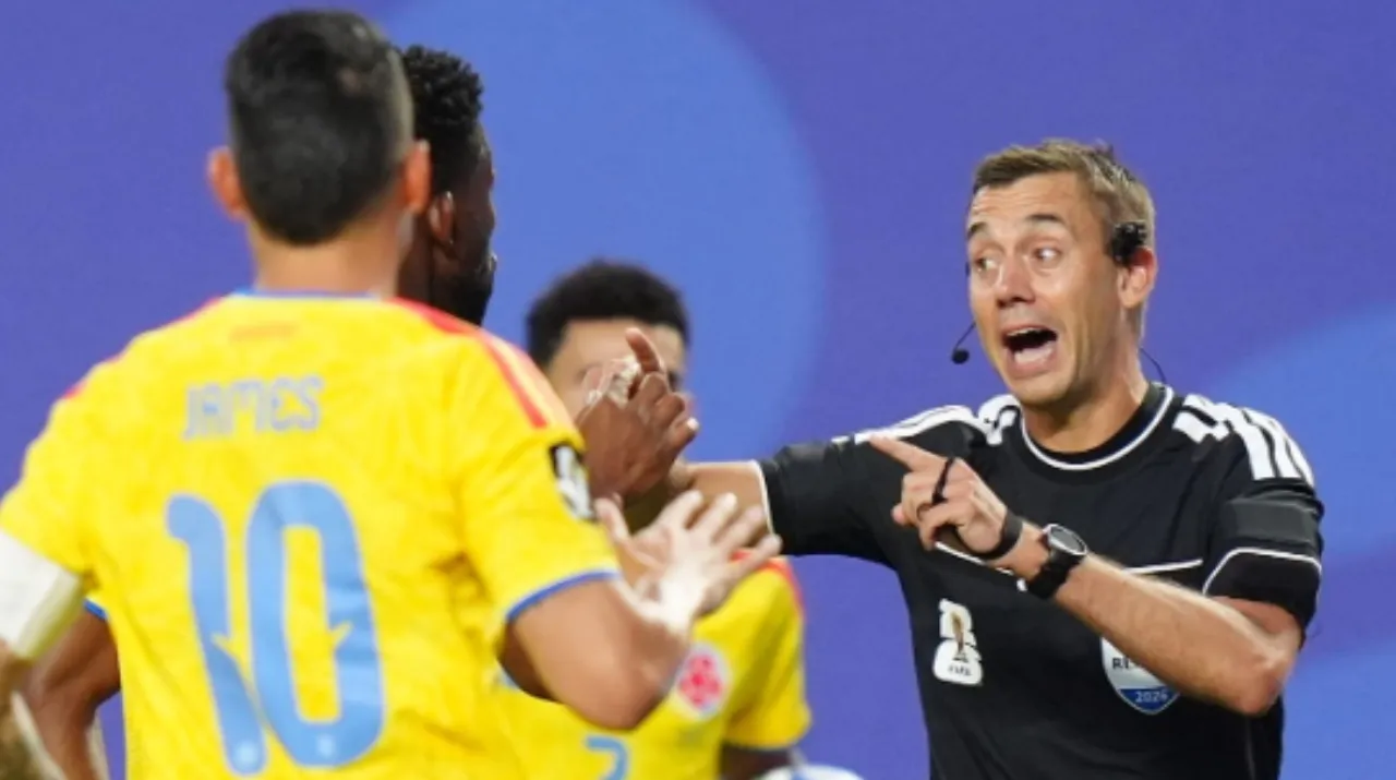 Clément Turpin fue el árbitro de Colombia vs. Ghana. (Foto: Getty Images)