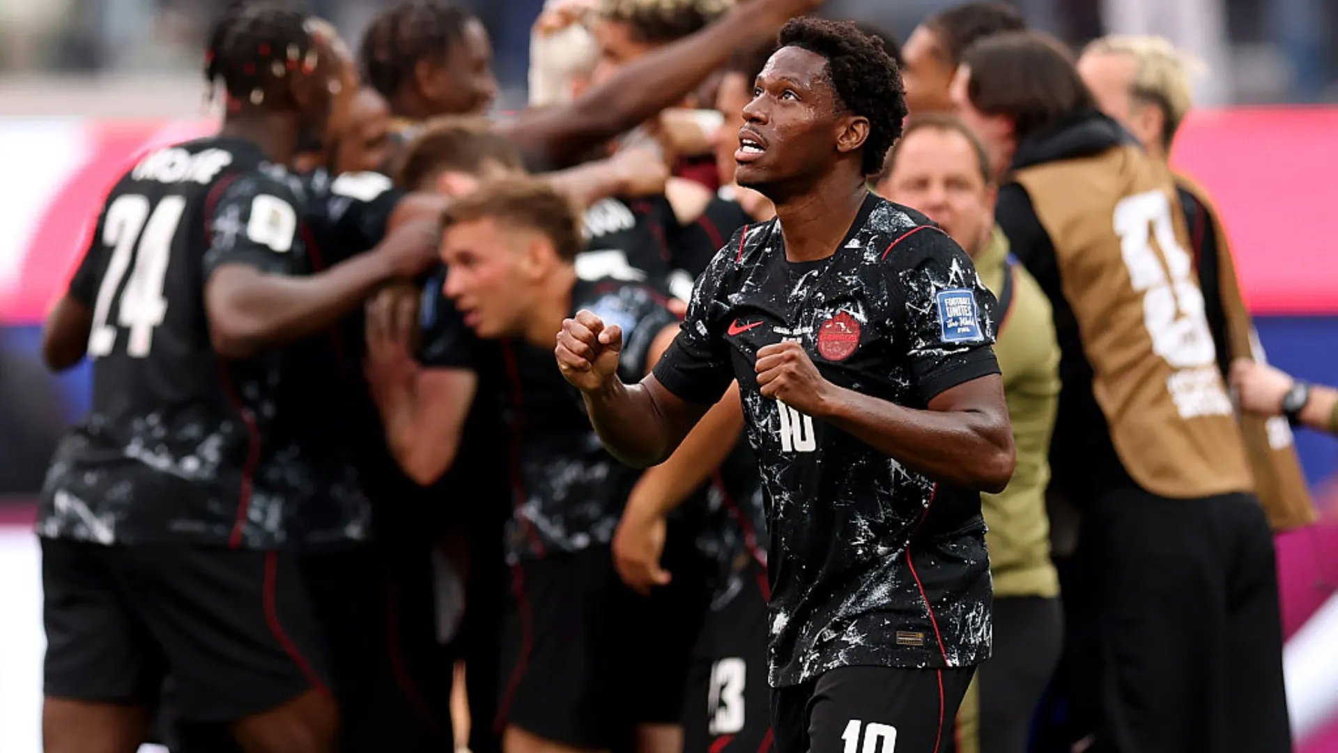 Canadá enfrenta a Marruecos por un cupo en cuartos de final del Mundial 2026.