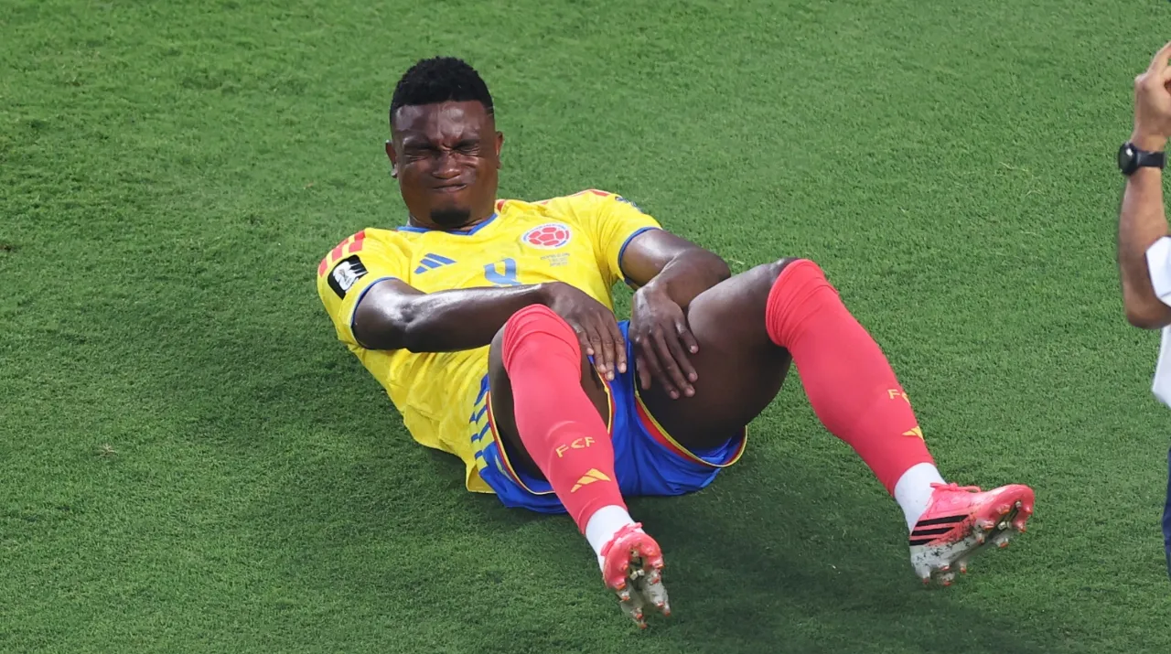 La lesión de Jhon Córdoba en Colombia vs. Ghana. (Foto: Getty Images)