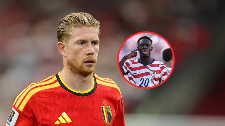 Kevin De Bruyne y Folarin Balogun.