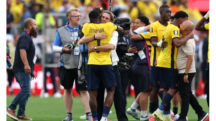 No anotó goles ni ganó un partido en el Mundial pero fue ofrecido a ser nuevo entrenador de Ecuador