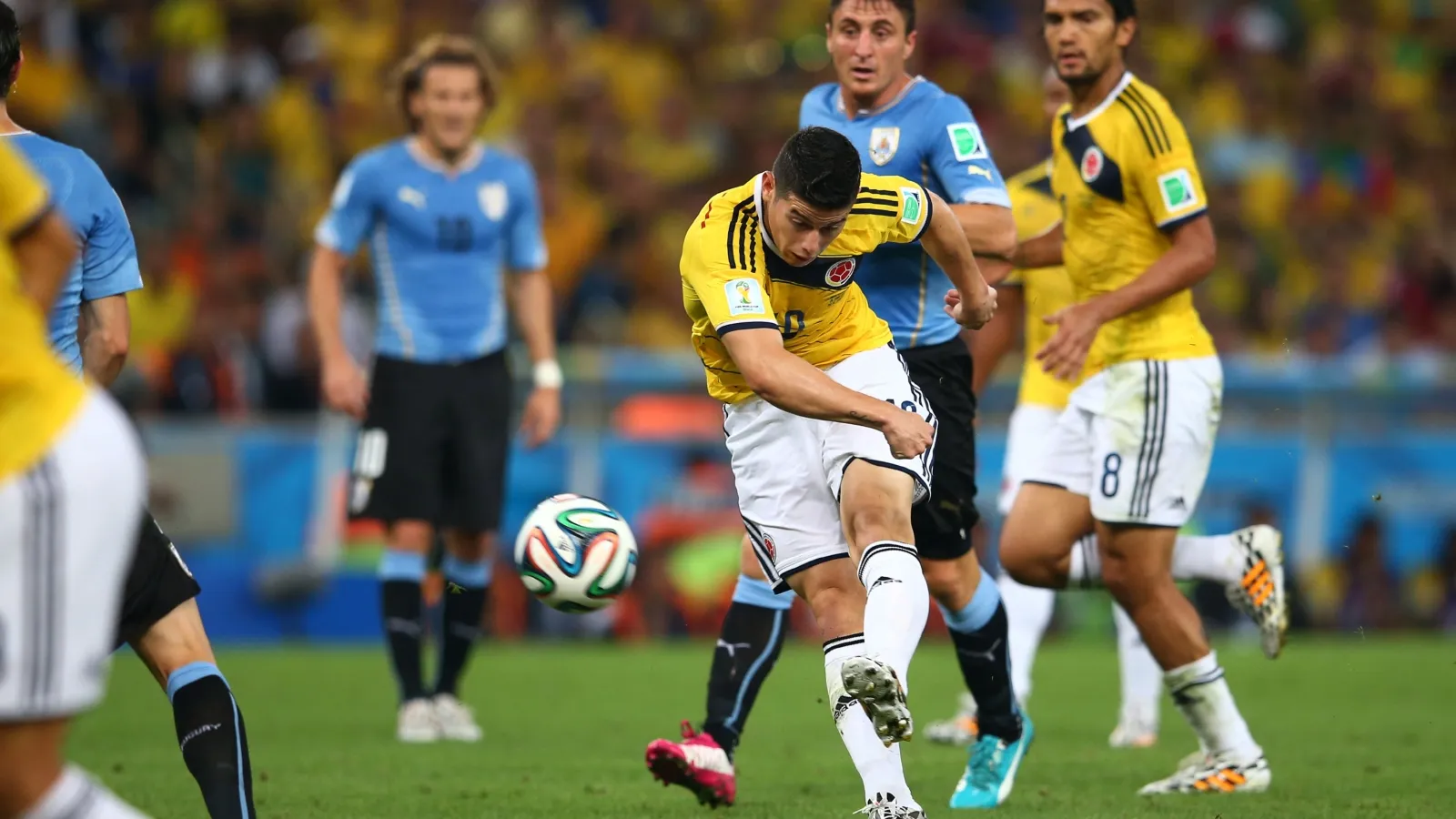 Desde James ningún jugador marcaba en sus cuatro primeros partidos en Mundiales: GETTY
