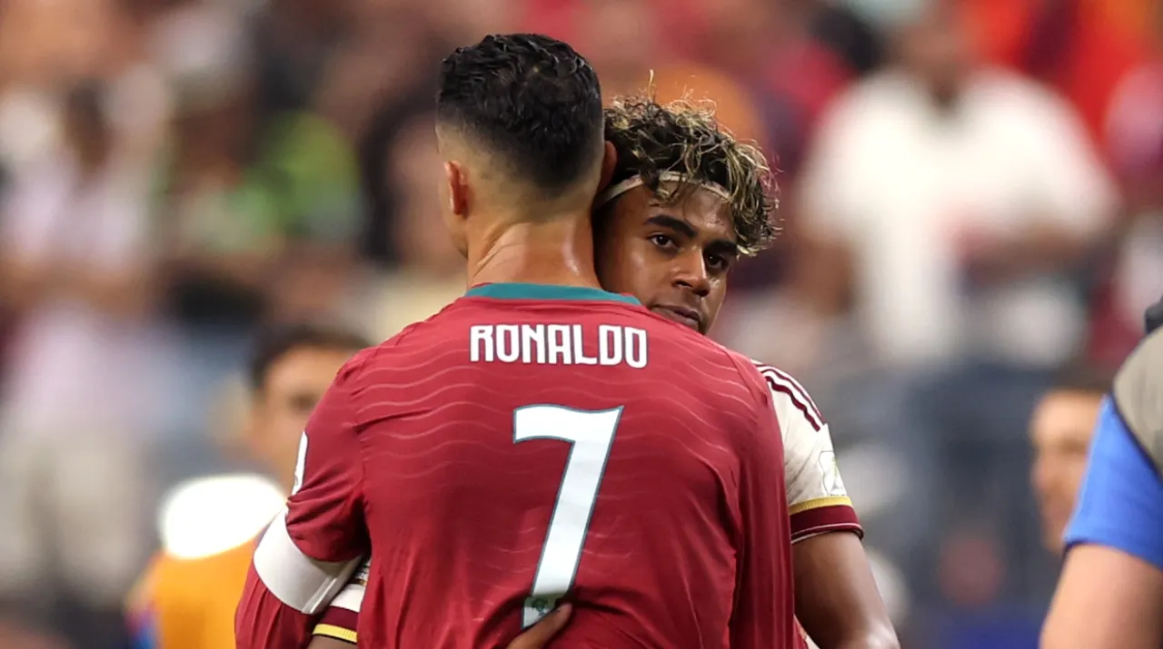Cristiano Ronaldo y Lamine Yamal. (Foto: Getty Images)
