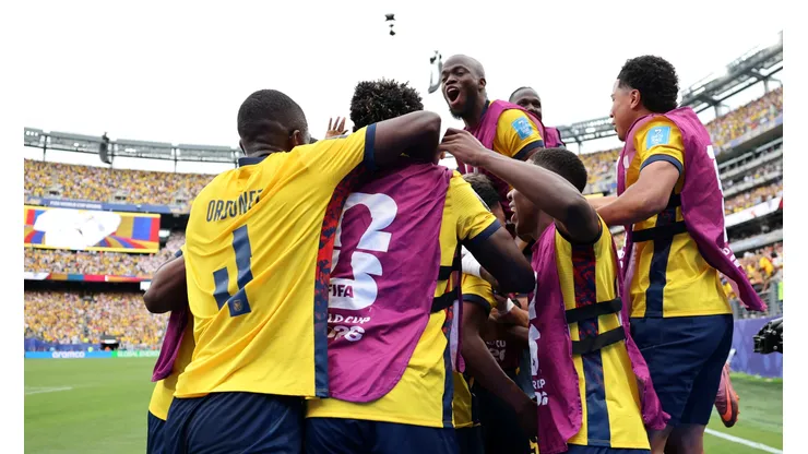 Ponen a campeón de Premier League como nuevo DT de Ecuador