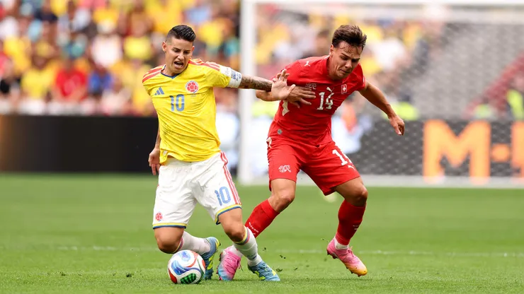 James fue criticado en el primer tiempo por la hinchada de Colombia