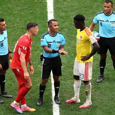 ¿Falló Davínson Sánchez?: patear primero, sinónimo de eliminación en el Mundial