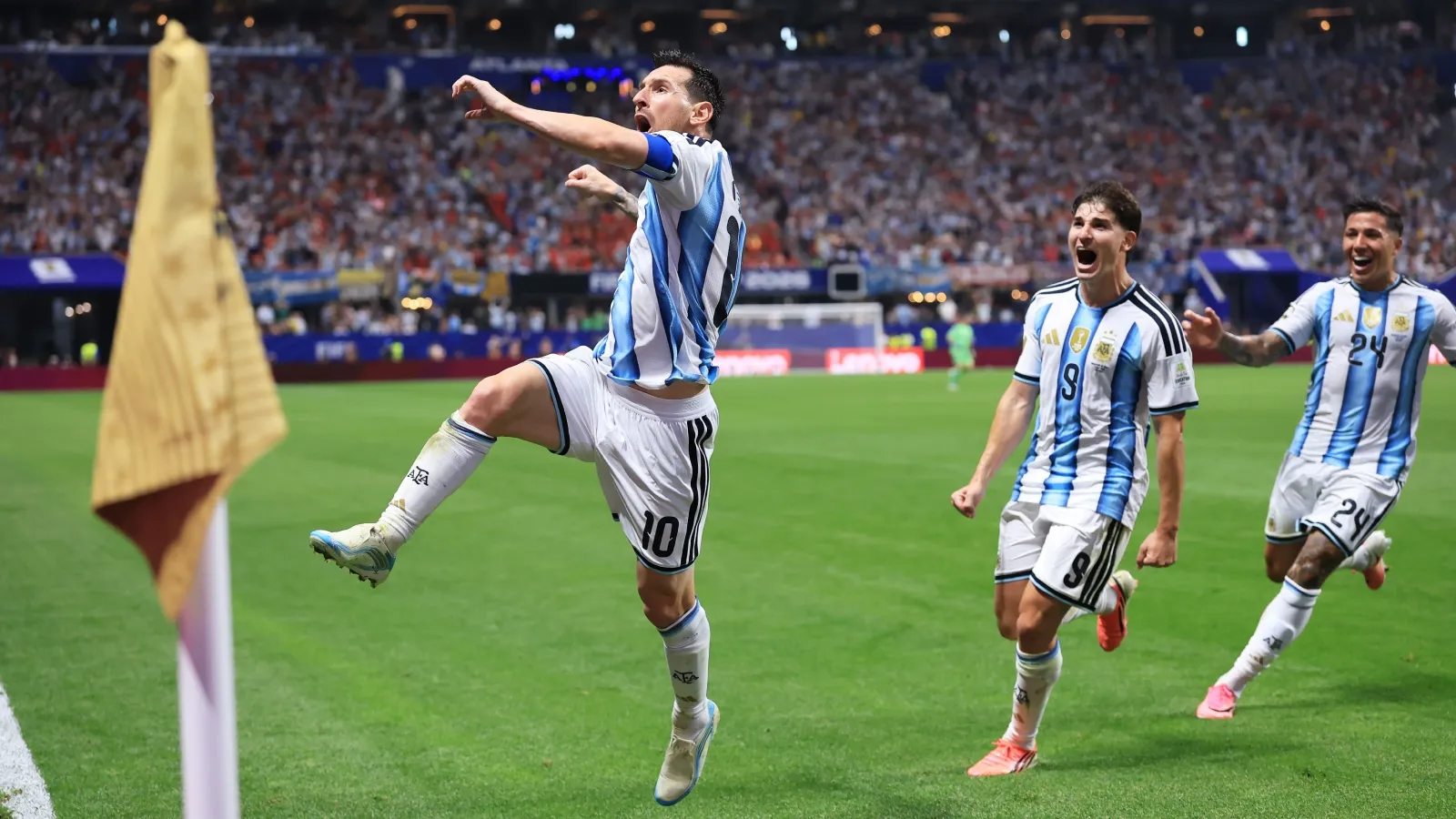 Messi, una de las sorpresas del Mundial para Yamal: GETTY