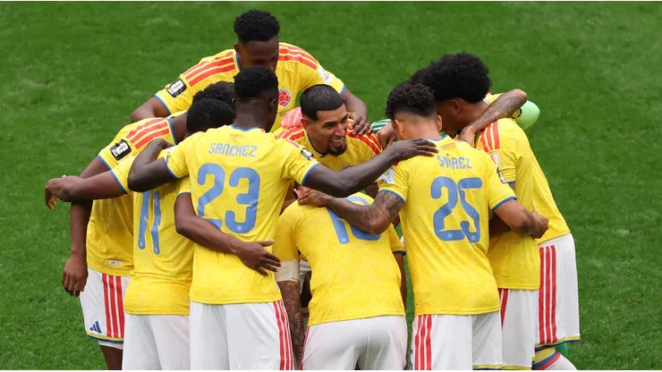 Jugadores de Colombia ante Suiza.