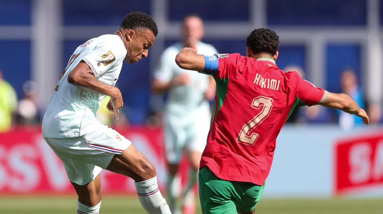 Kylian Mbappé y Achraf Hakimi. (Foto: Getty Images)