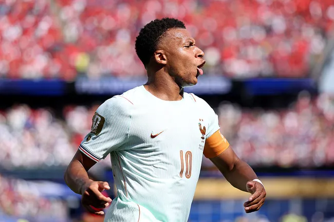 Kylian Mbappé falló un penal ante Marruecos por culpa del VAR (Photo by Lars Baron/Getty Images).