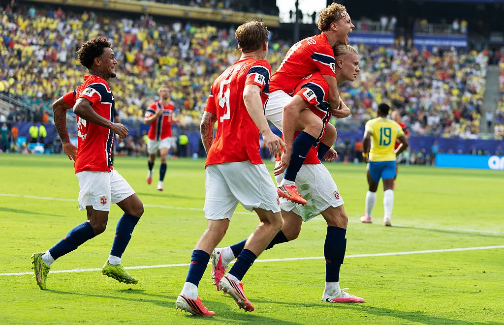 La IA se la juega por la clasificación de Noruega a semifinales (Photo by Al Bello/Getty Images).