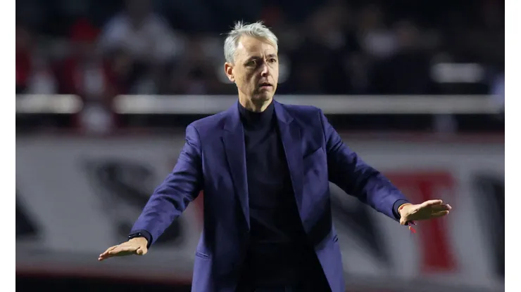 Tiago Nunes acusa de frente a jugador de Liga de Quito: "No tendrá minutos hasta que cambie su comportamiento"