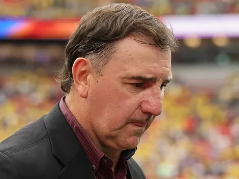 Néstor Lorenzo tendrá que cambiar a uno de sus asistentes