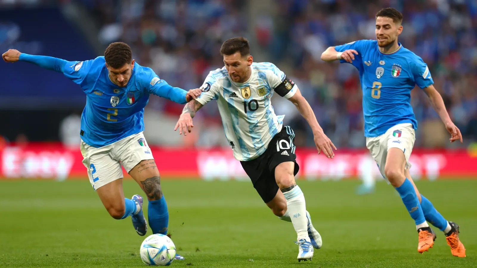 Solo Italia, de momento, se salva de los goles de Messi a campeonas del Mundo: GETTY