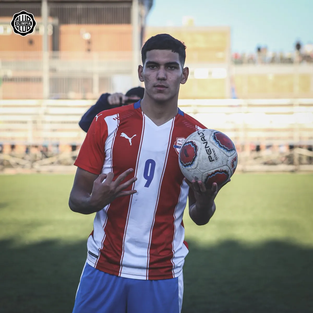 Allan Wlk – Selección de Paraguay.