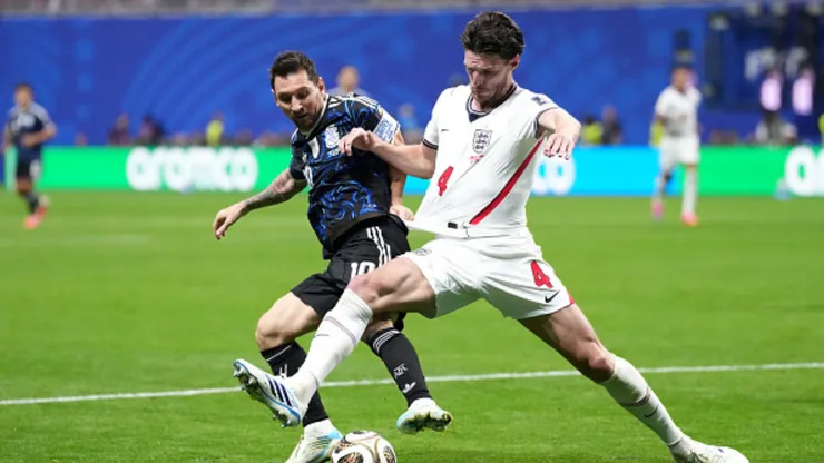 Lionel Messi y Declan Rice.