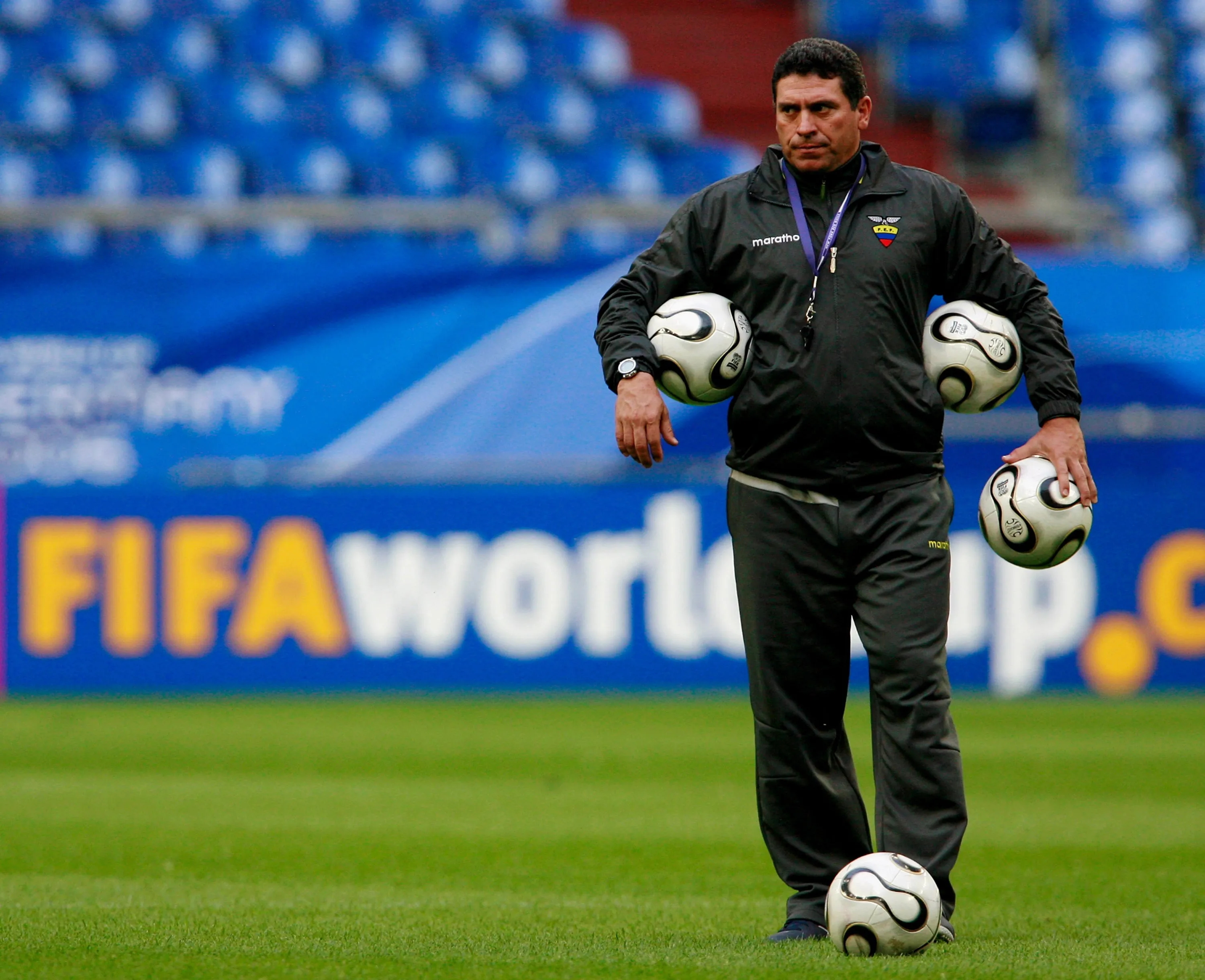 Luis Fernando Suárez – Selección de Ecuador.