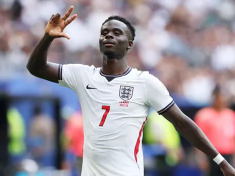 Tras anotar un hat-trick ante Francia, el desafiante mensaje de Bukayo Saka a Thomas Tuchel